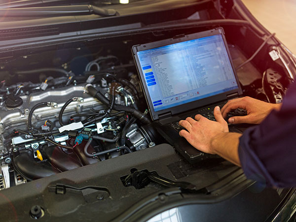 Diagnosi-computerizzata-in-autofficina-cento