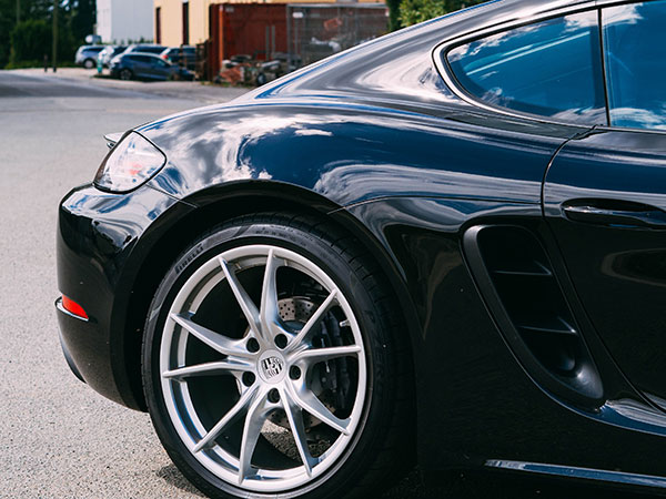 Levabolli-carrozzeria-ammaccata-dell-auto-san-pietro-in-casale