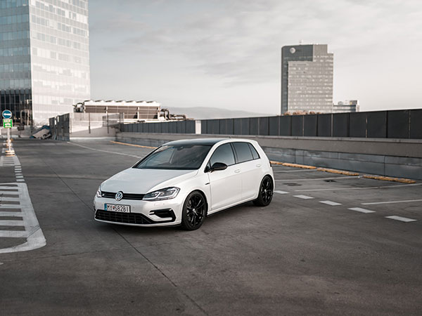 Riparare-auto-danneggiata-cento